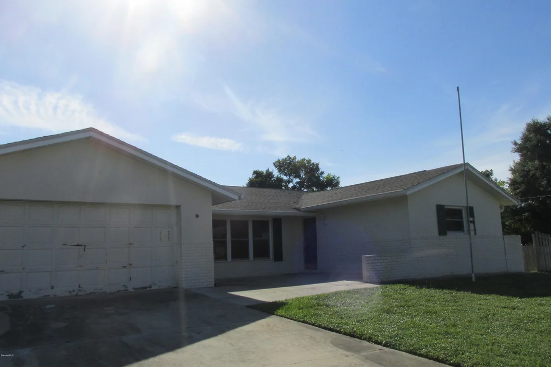 Photo of 308 SOUTHGATE Boulevard