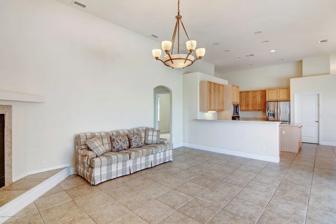 Photo of 1250 Starling Way