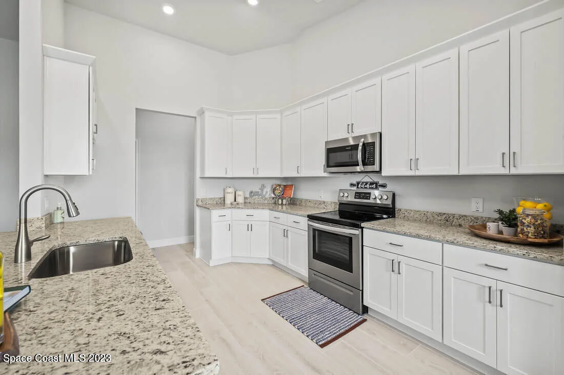 Photo of 1545 Anson Road