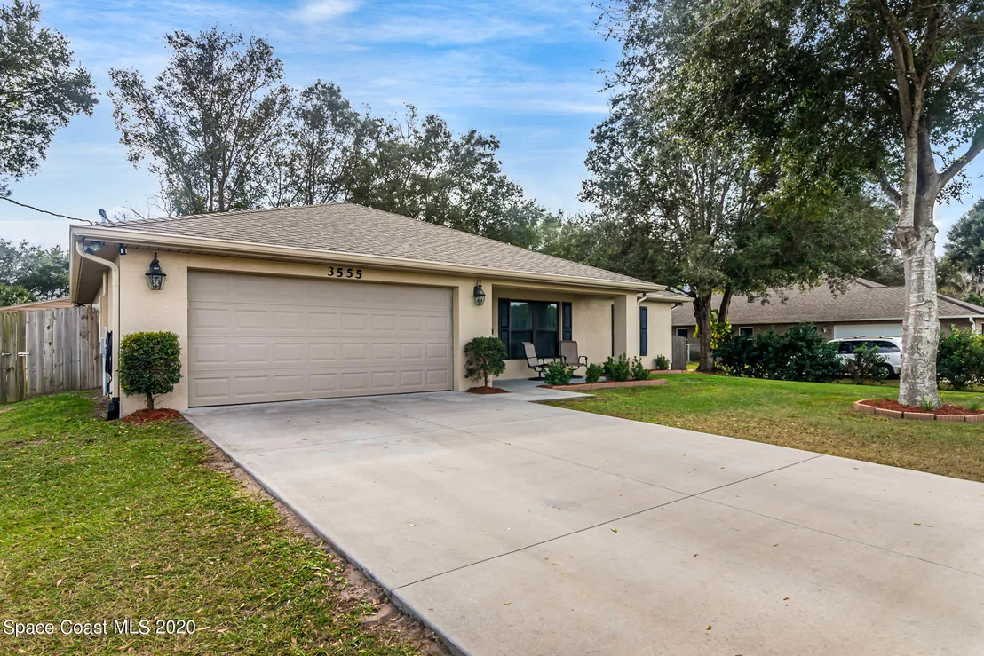 Photo of 3555 Glenn Road