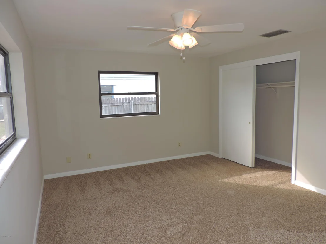 Photo of 930 Grant Road
