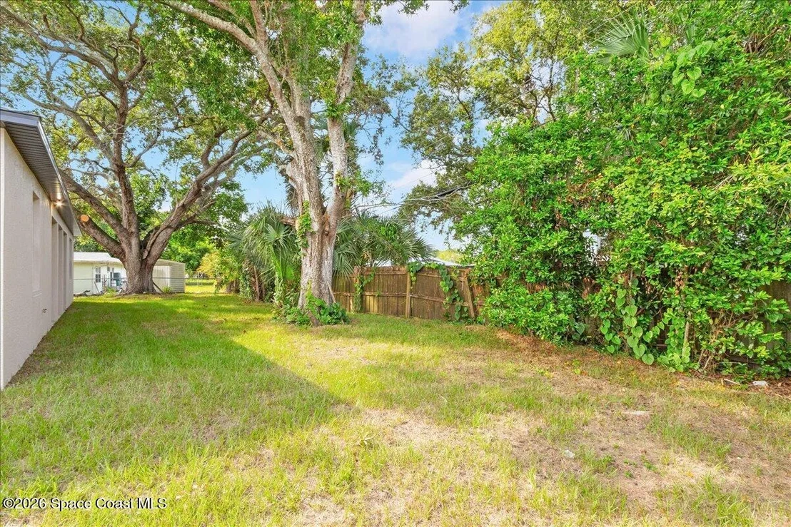 Photo of 958 Chace Lane NE