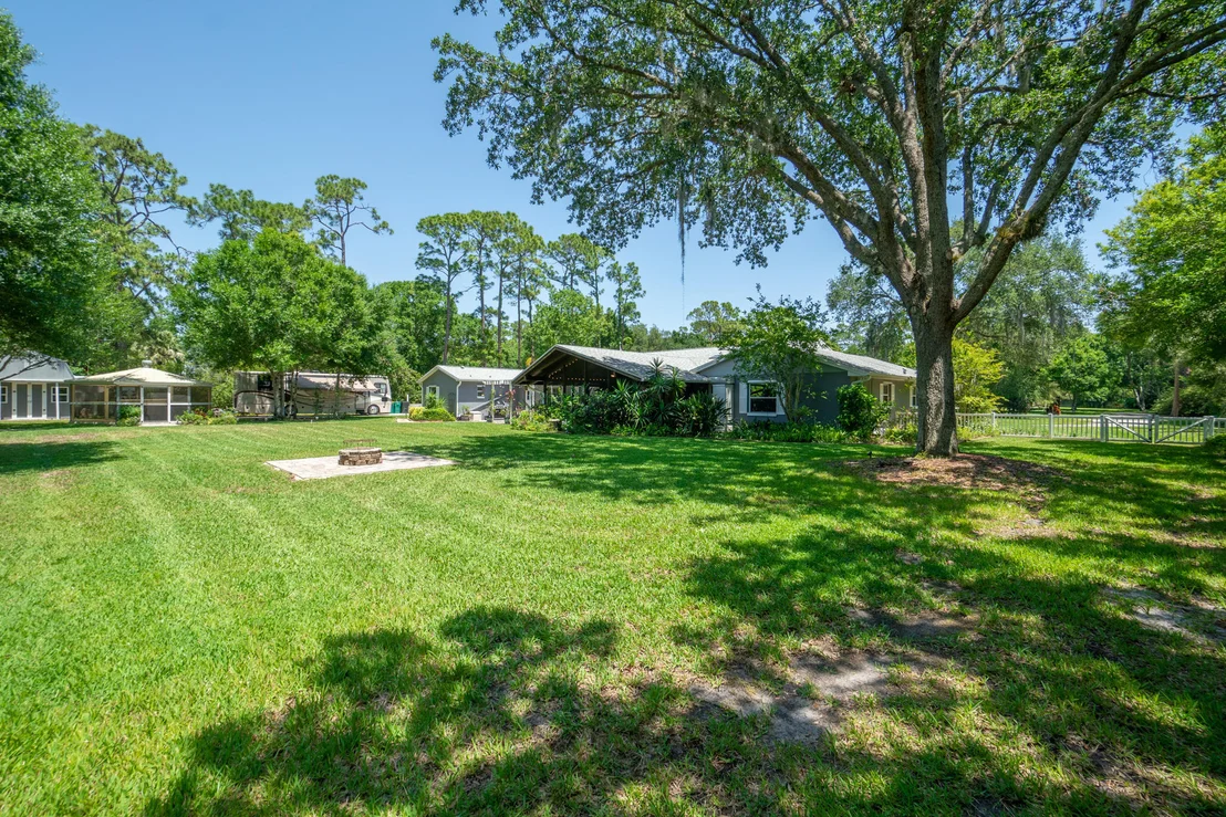 Photo of 1180 Ashlyn Drive