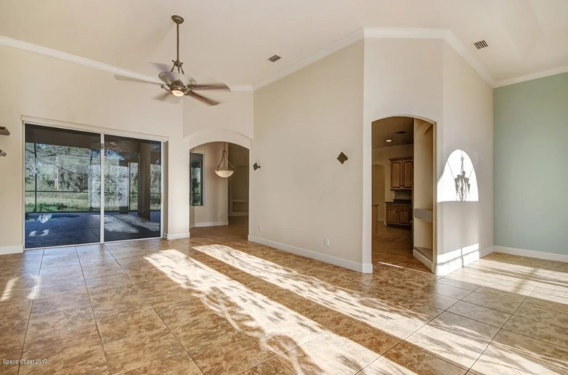Photo of 2137 Windbrook Drive SE