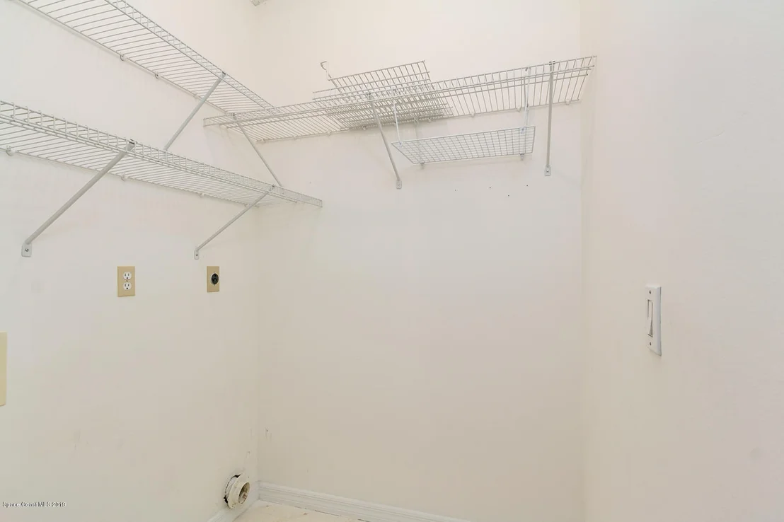 Photo of 6990 Hammock Trace Drive