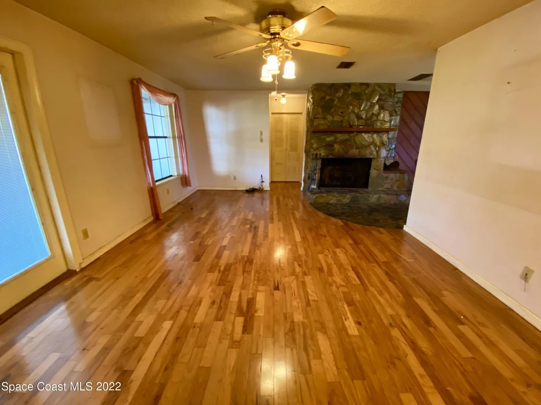 Photo of 3965 Oakland Street