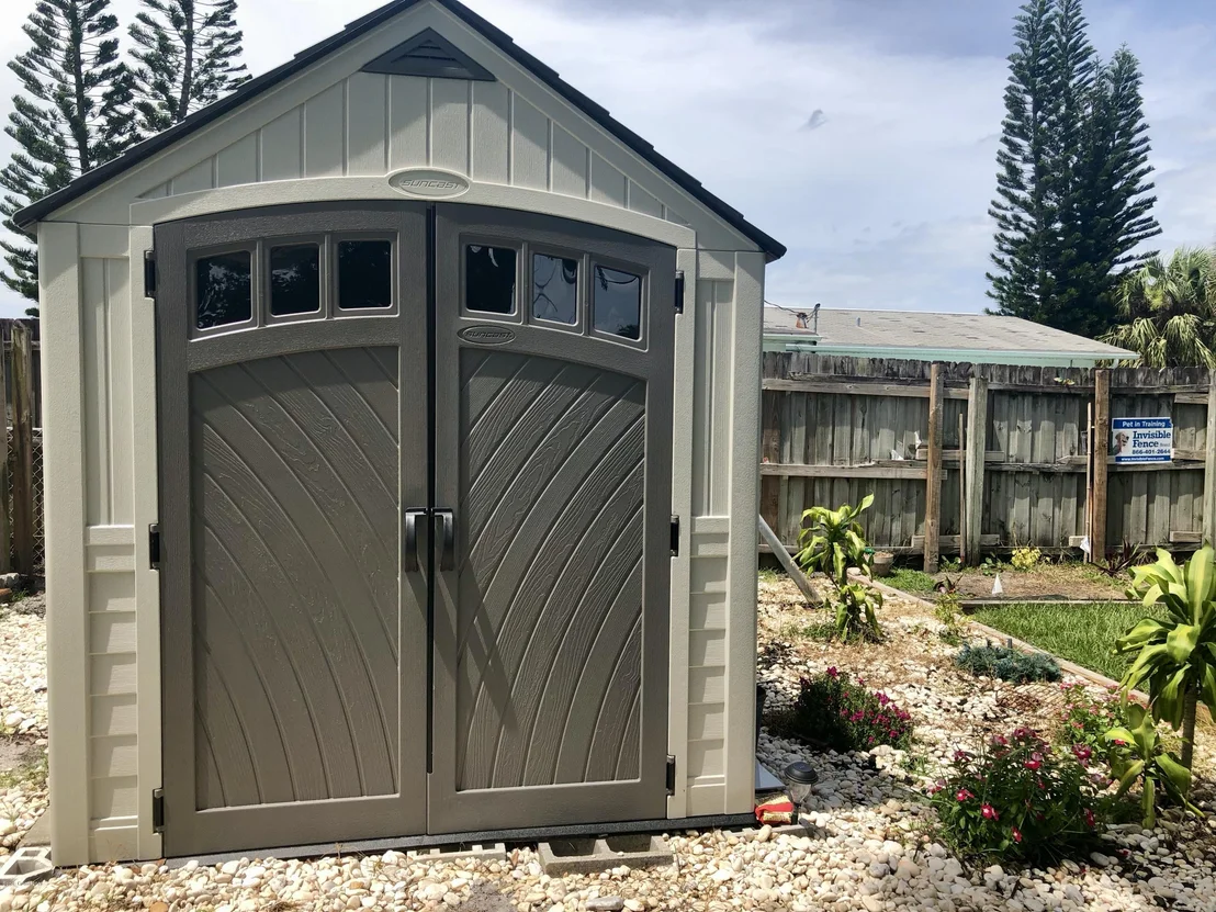 Photo of 730 Bianca Drive NE