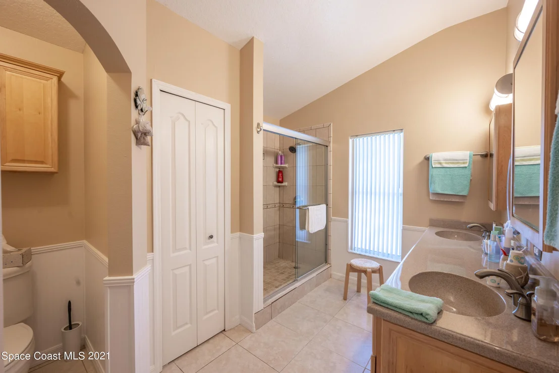 Photo of 914 Shaw Circle