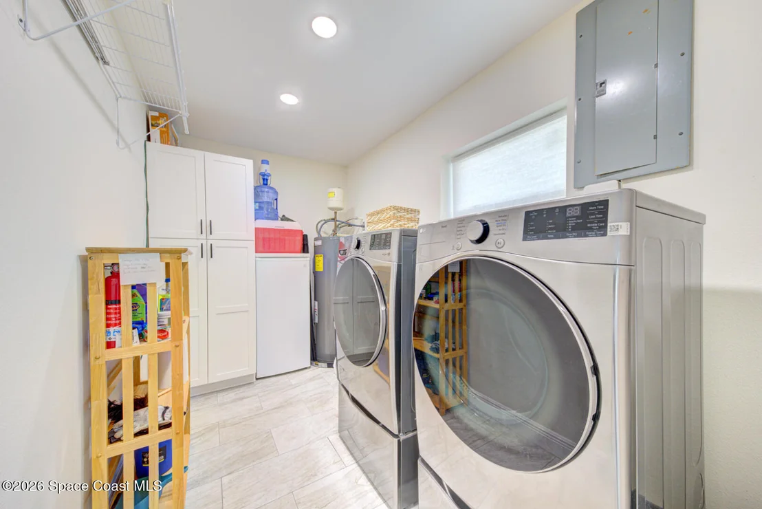 Photo of 452 Alice Drive