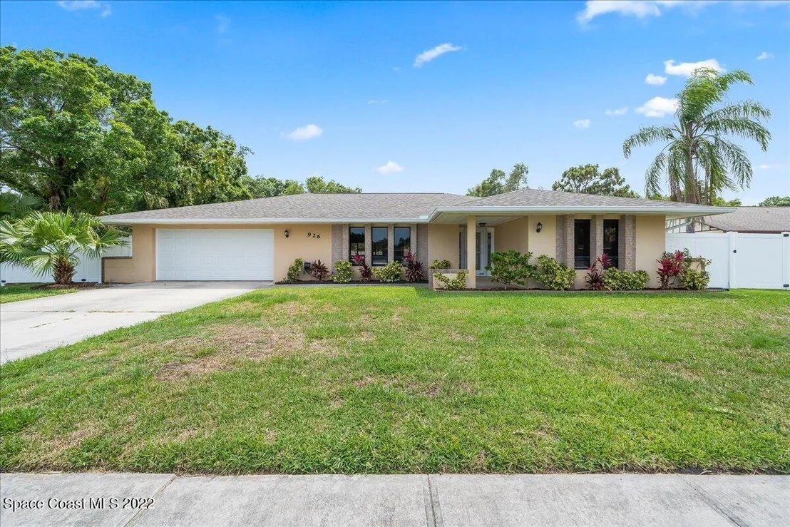 Photo of 926 Waialae Circle NE