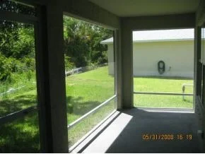 Photo of 912 NE Tavernier