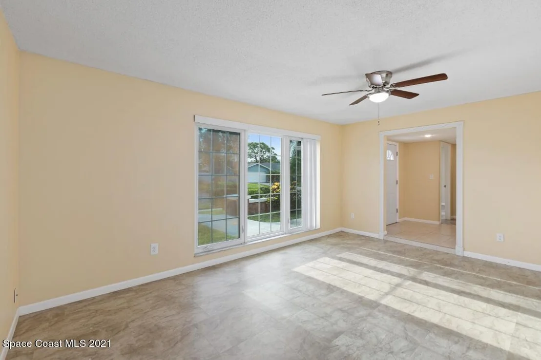 Photo of 781 Pebble Beach Avenue NE