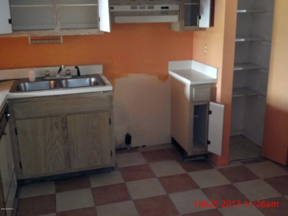 Photo of Unit 131 at 2975 Thrush Drive