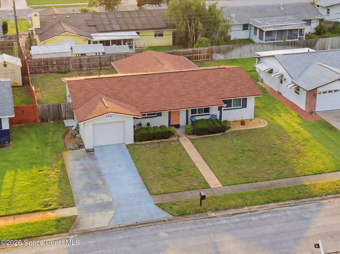 Photo of 908 Jefferson Road