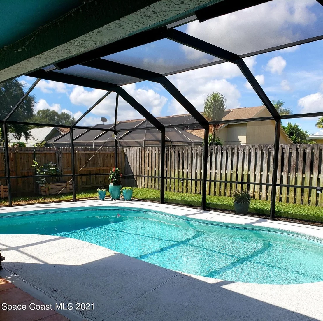 Photo of 1207 Meadow Lake Road