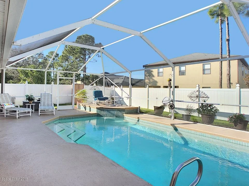 Photo of 2010 Stratford Pointe Drive