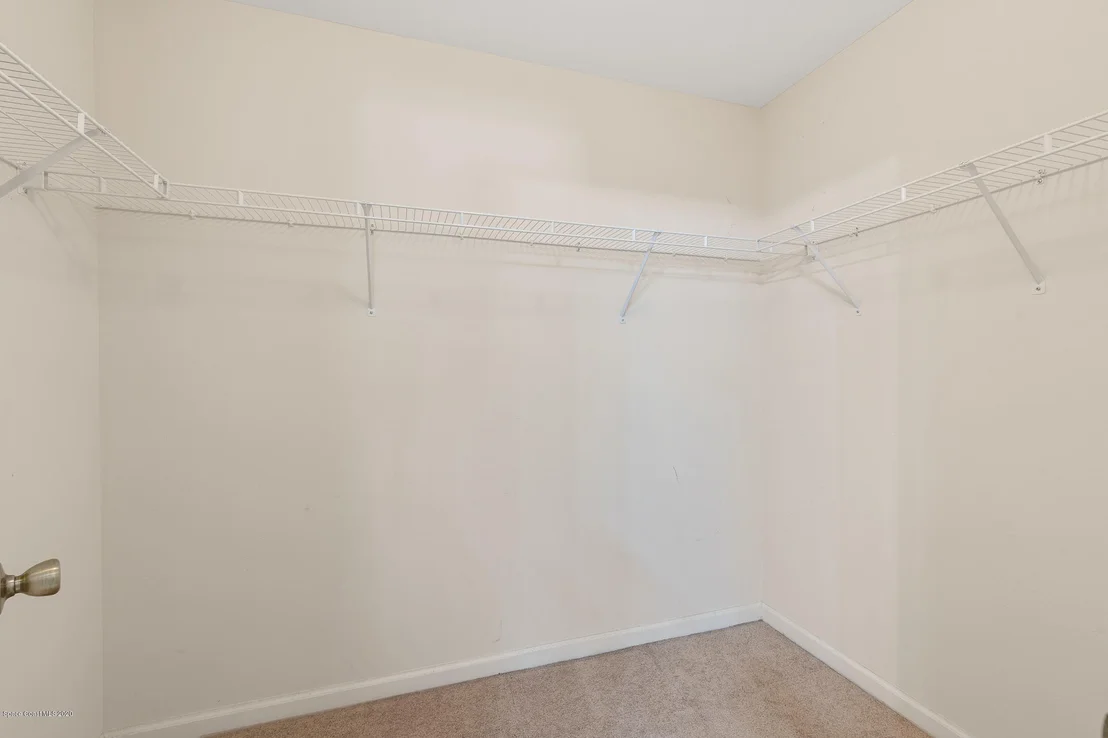 Photo of 335 Dryden Circle