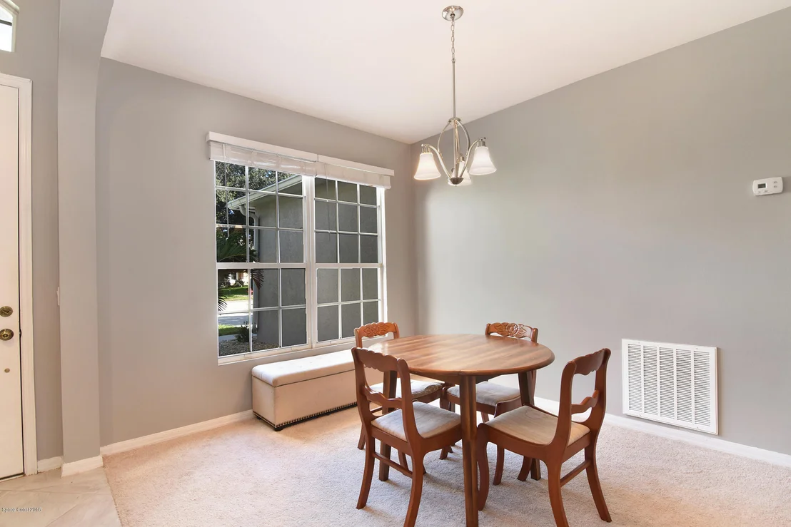 Photo of 1410 Whitman Drive