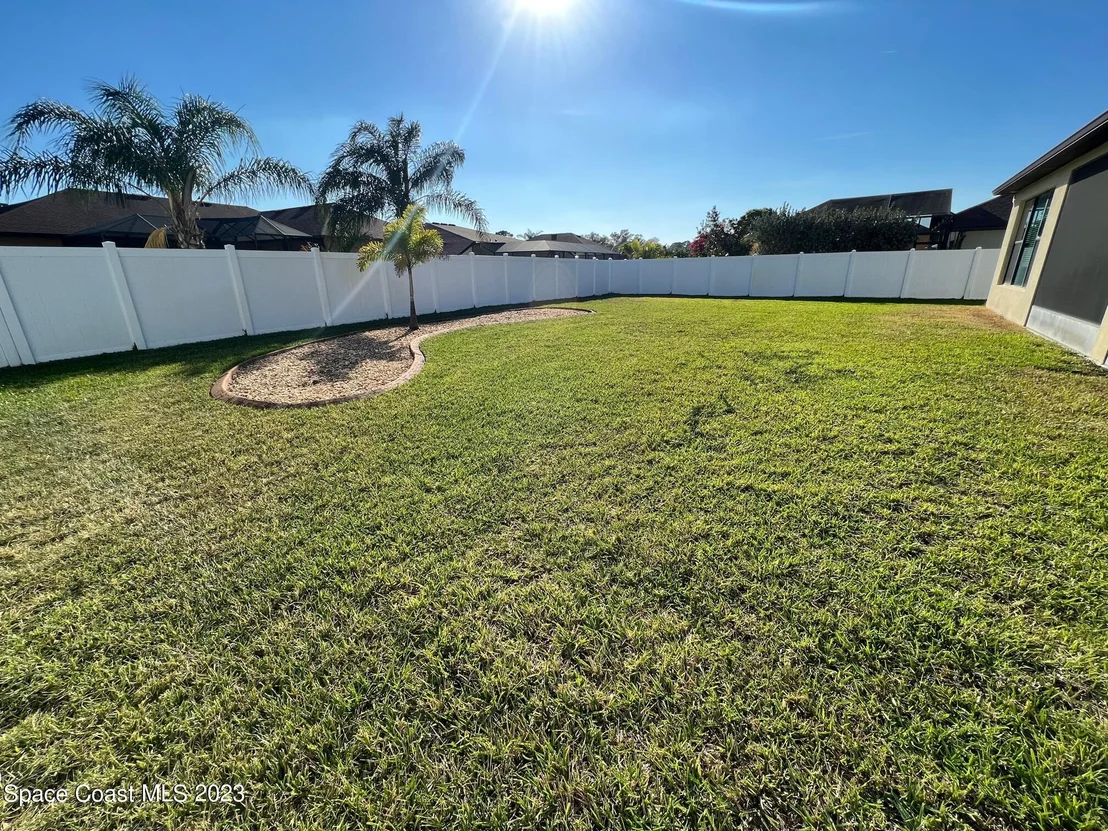 Photo of 1399 Outrigger Circle