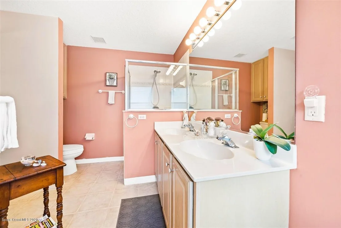 Photo of 2484 Addington Circle