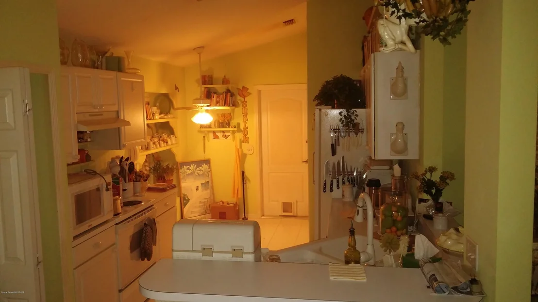 Photo of 2588 Addington Circle