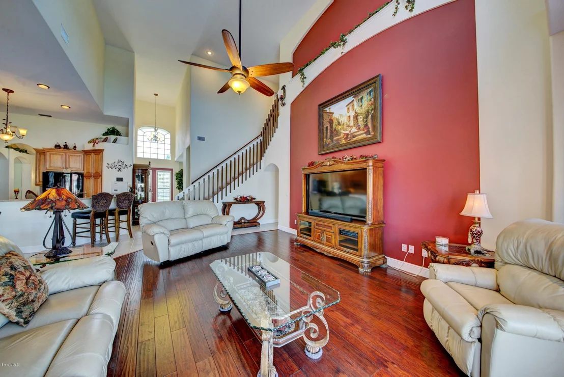 Photo of 5918 Newbury Circle