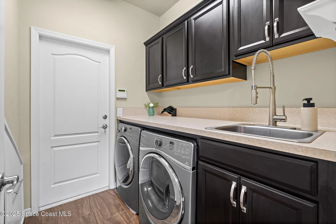 Photo of 7914 Creshire Court