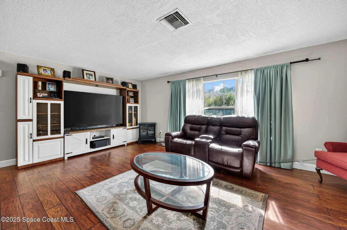 Photo of 4100 Lakemont Road