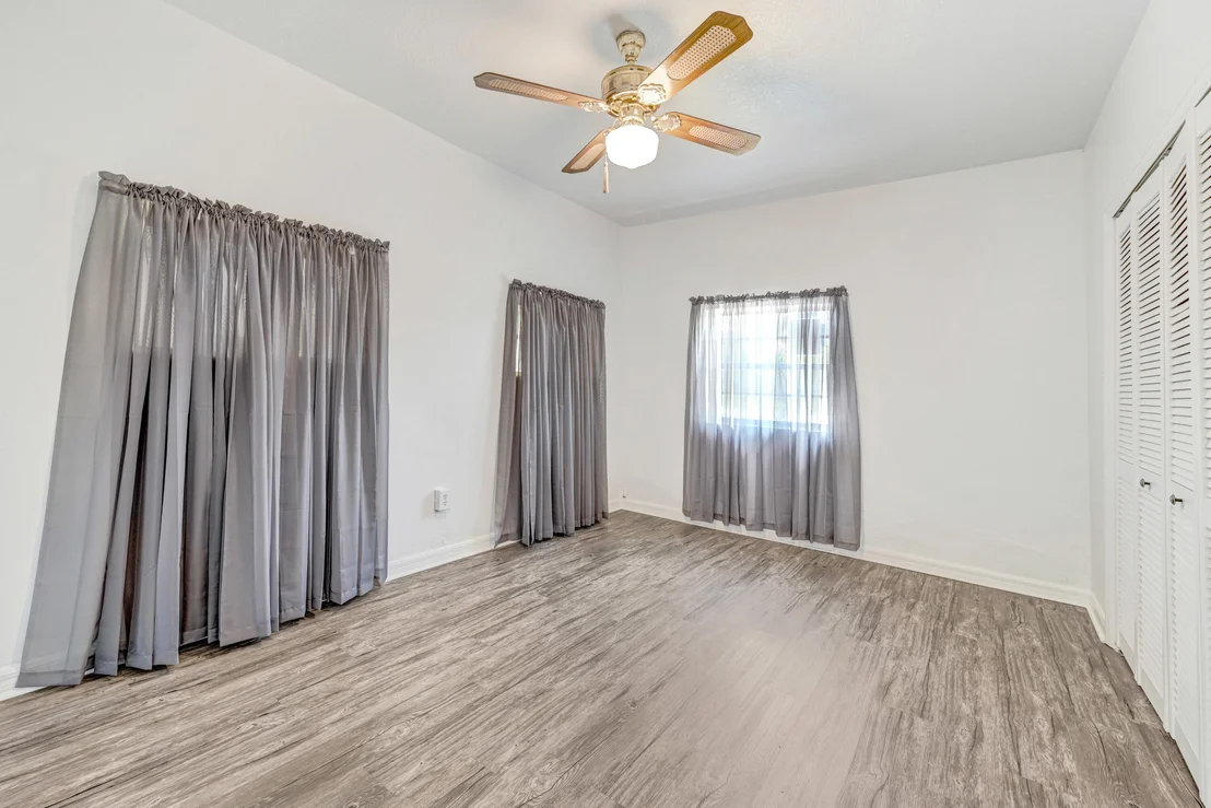 Photo of 298 Dorset Drive