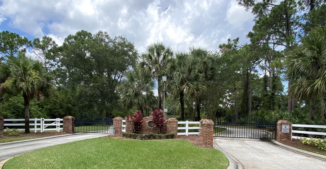 Photo of 5443 The Willows Drive