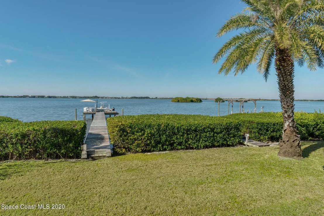 Photo of 466 Lanternback Island Drive