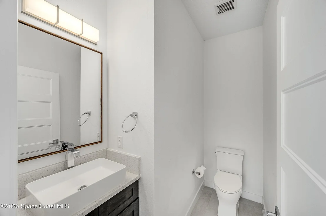 Photo of 2093 Greenway Drive