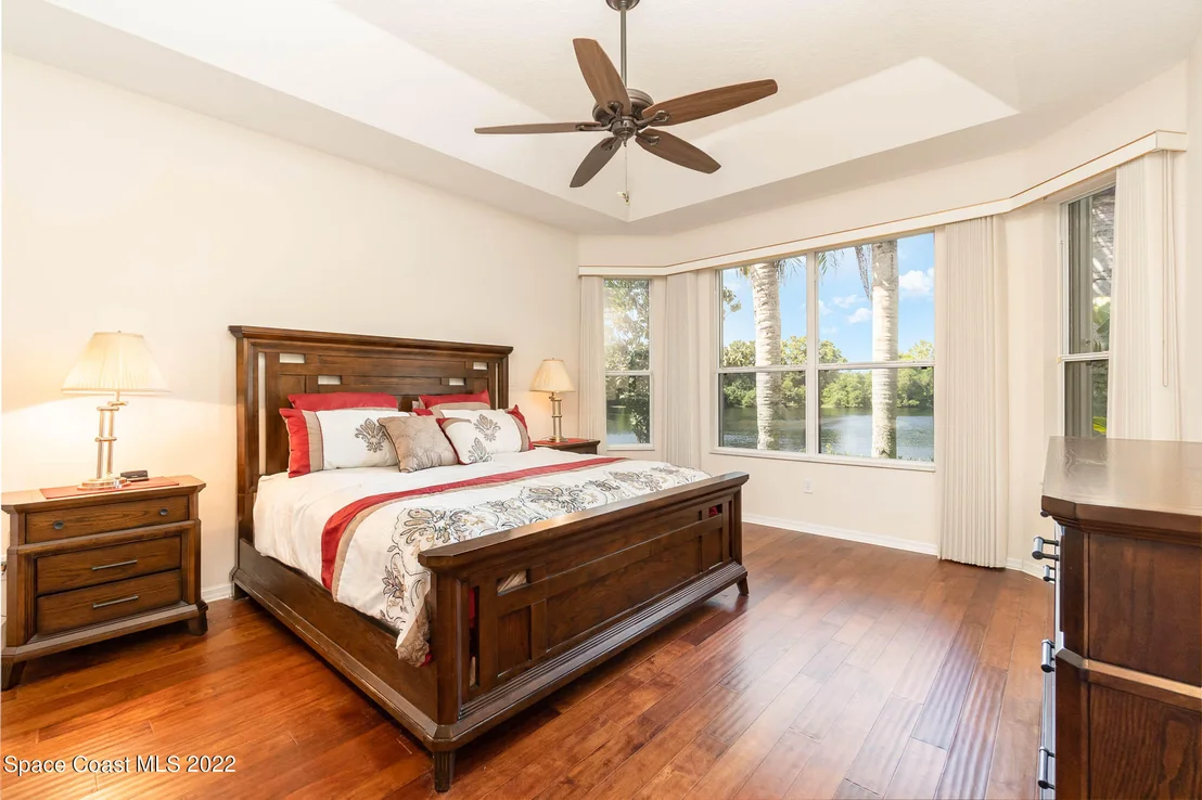 Photo of 4670 Portage Trail