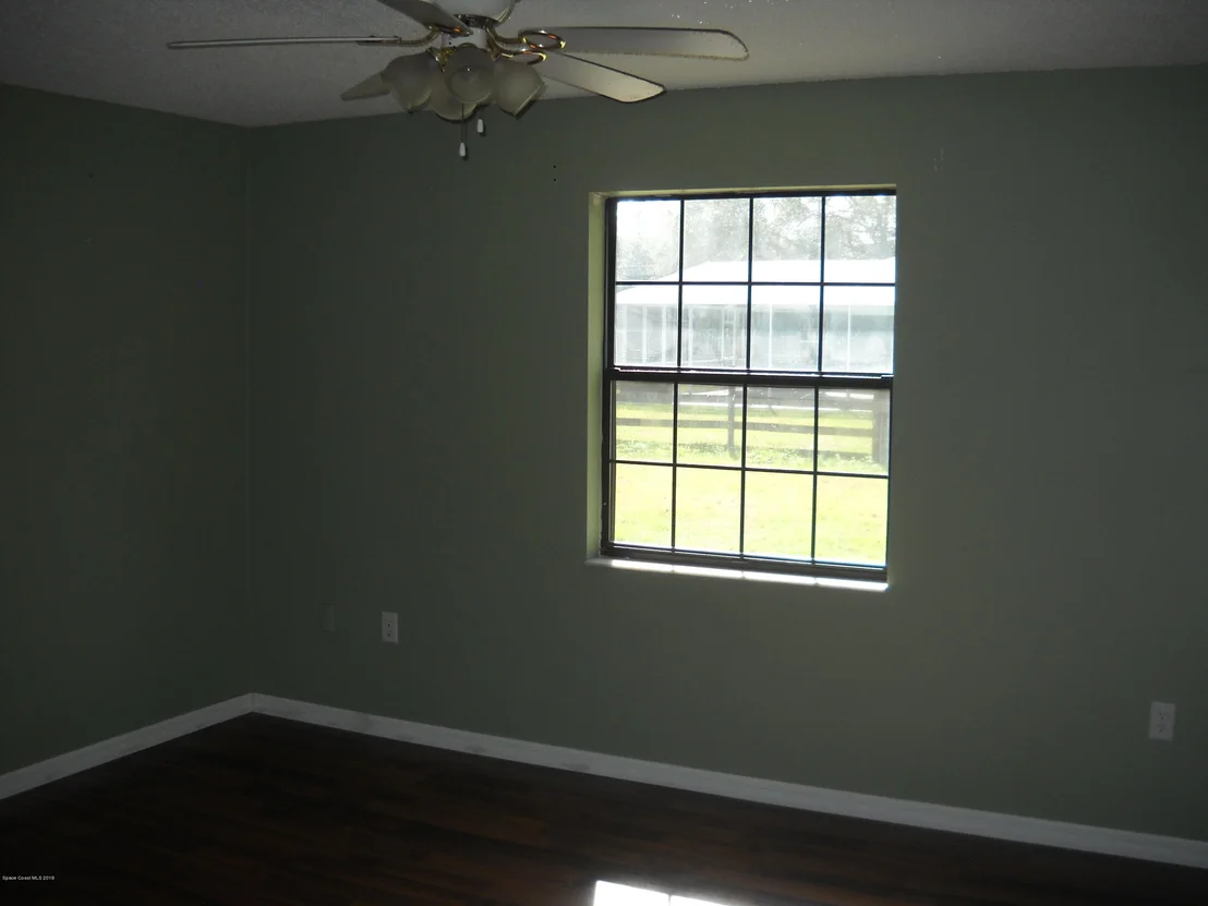 Photo of 5113 Holden Road