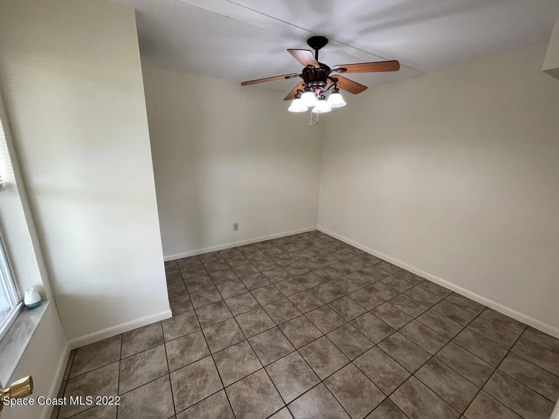 Photo of 2521 Vernon Drive NE