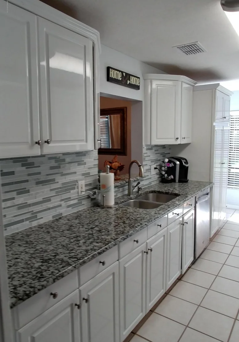 Photo of 1645 Clover Circle