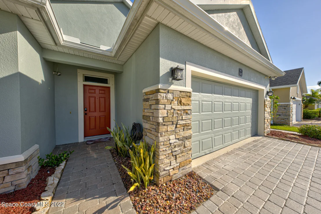 Photo of 1482 Hemingway Boulevard