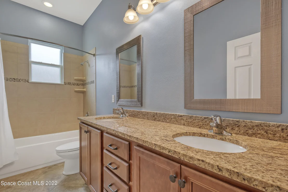 Photo of 4625 Leo Lane
