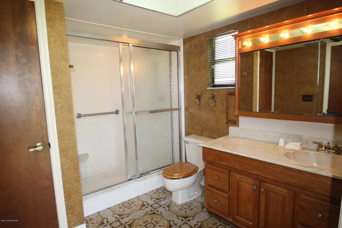 Photo of 790 Montclair Road NE