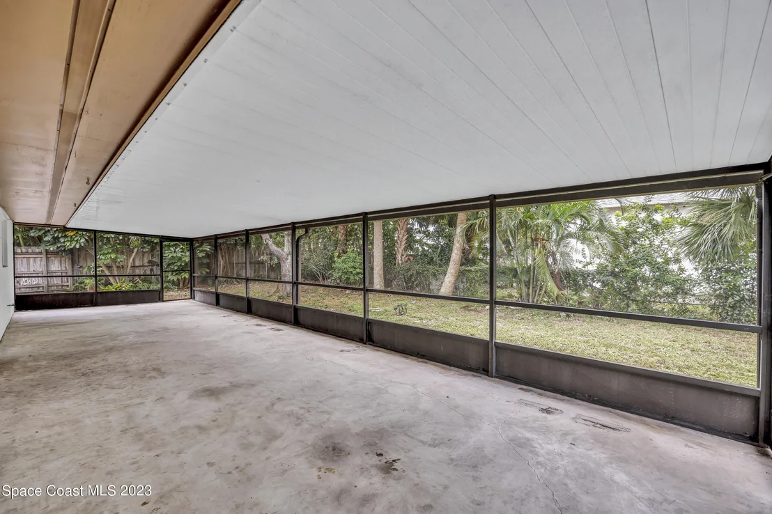 Photo of 521 Andrews Drive