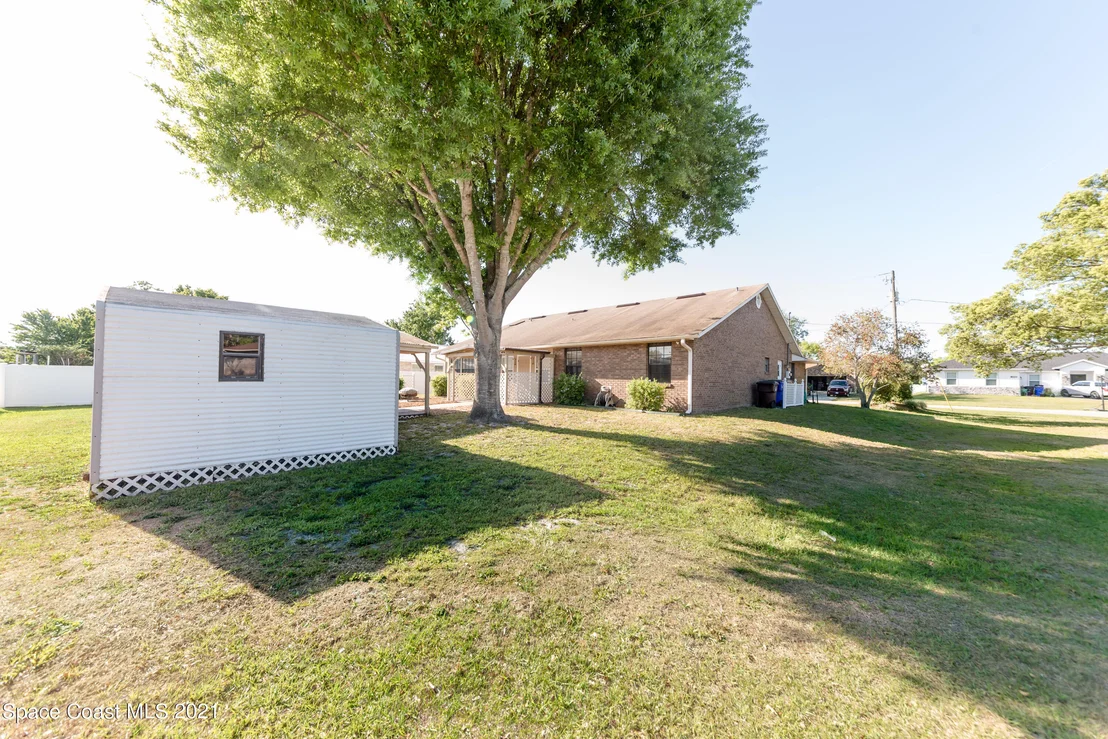 Photo of 1855 Raymond Drive
