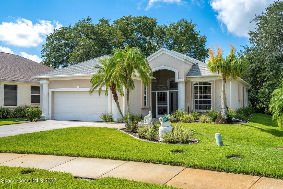 Photo of 901 Suntree Woods Drive