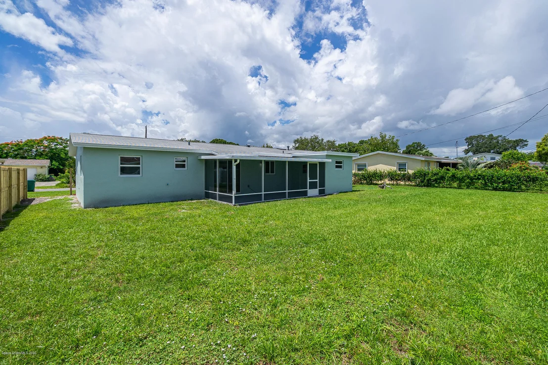 Photo of 1762 N Dodge Circle N