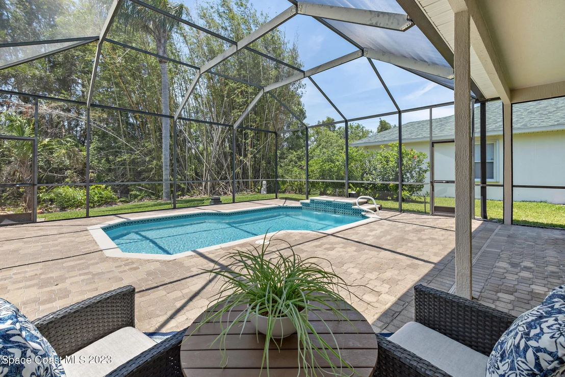 Photo of 1032 Worthington Spring Drive