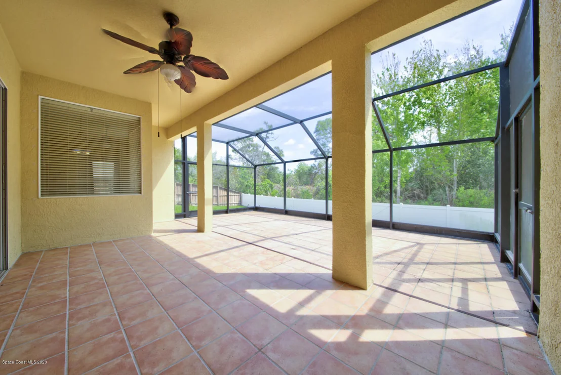 Photo of 4698 Alamanda Drive