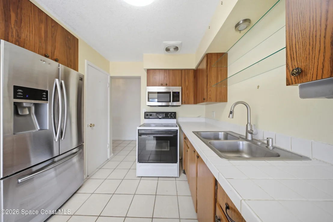 Photo of 1139 Groves Drive