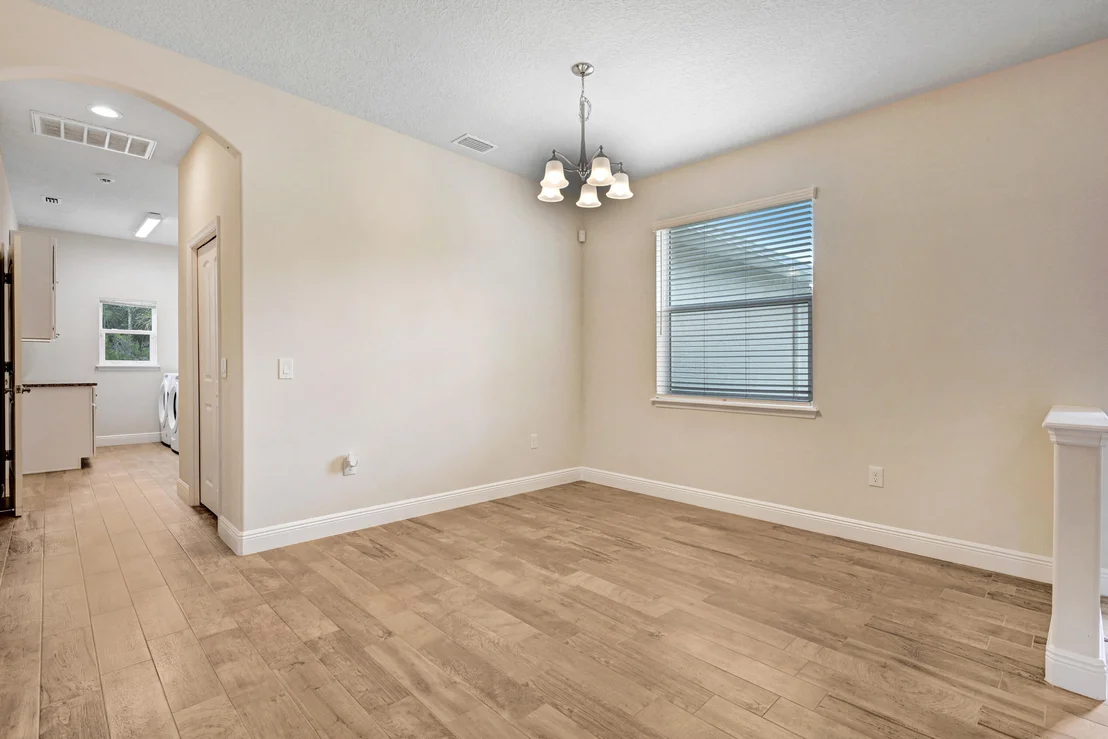 Photo of 2690 Weber Road