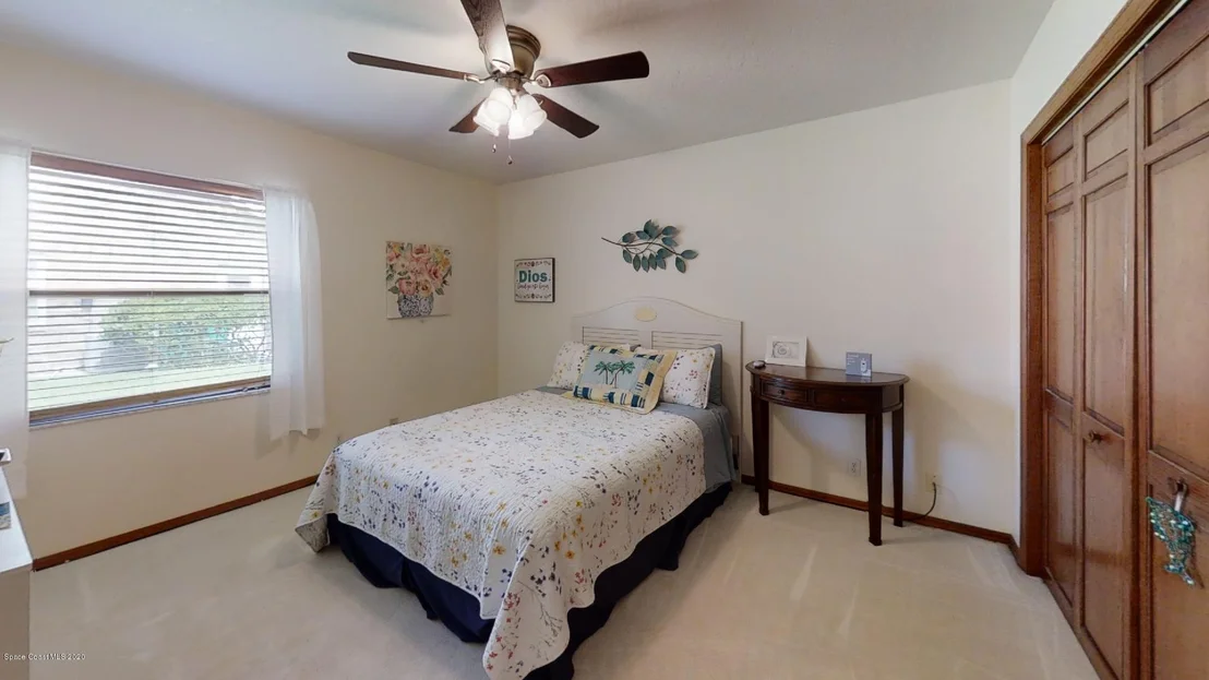 Photo of 1380 Silver Lake Drive