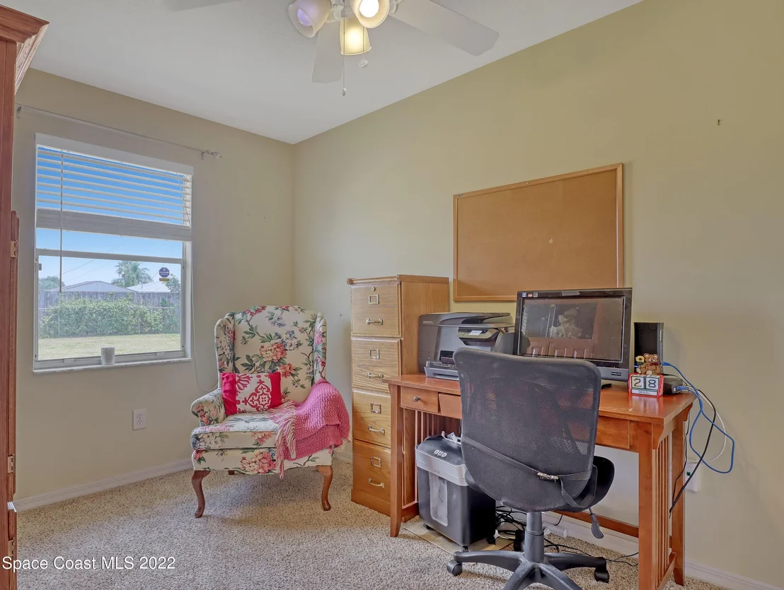 Photo of 761 Azure Avenue NE