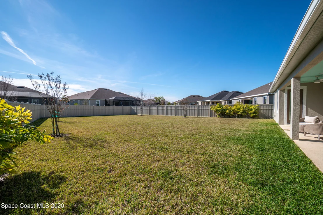 Photo of 7684 Poulicny Lane
